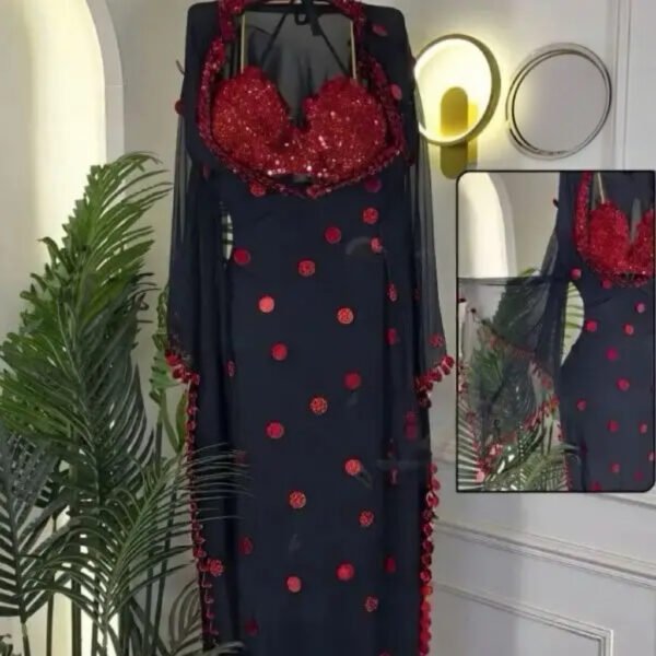 Elegant Egyptian-Style Folklore Galabeya with Sequin Accents