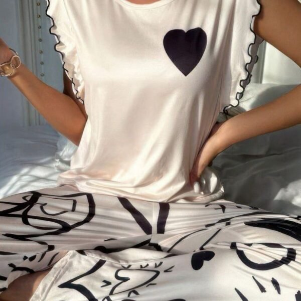 Chic Heart-Print Summer Pajama Set – Cream & Black