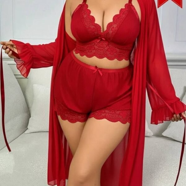 Elegant 3-Piece Scalloped Lace Lingerie & Robe Set