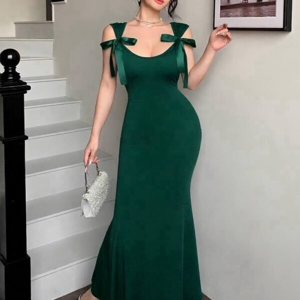 Elegant Mermaid Gown with Satin Bow Straps